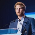 Britanski princ Hari želi da se pomiri sa kraljevskom porodicom