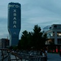 Na Kuli Beograd ispisana imena zemalja koje nisu glasale za Rezoluciju o Srebrenici