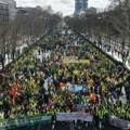 Hiljade ljudi protestovalo u Španiji zahtevajući pristupačnije cene stanova