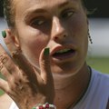 Sabalenka tugu posle Vimbldona leči u zagrljaju biznismena: Beloruskinja podelila vrele fotografije sa grčkog ostrva Mikonos