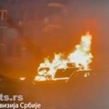 Planulo šest automobila u Beogradu: Ko šalje vatrenu poruku?