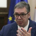 Vučić: Oni koji pale kola nisu nam politički protivnici, već siledžije i kriminalci