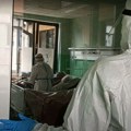 Da li postoji opasnost da se hantavirus proširi i van kruzera i da li je u pitanju soj koji se lako prenosi sa čoveka na čoveka…