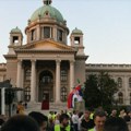 Počeo protest ‘Srbija protiv nasilja’ ispred skupštine Srbije