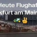 Poljoprivrednici blokirali prilaze aerodromu u Frankfurtu: Novi haos u Nemačkoj (video)