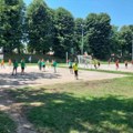 Održan Međuokružni turnir u futsalu i "Između dve vatre" za decu mlađeg uzrasta