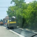 Asfaltiraju se trotoari u Ulici Milena Jovanovića