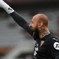 Piksi ga nije zvao u reprezentaciju, a on pred transferom karijere: Šampion spremio pozamašnu cifru za golmana