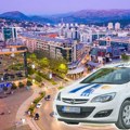 Nadrogirana majka (32) brutalno napala policajce: Ćerka (3) pronađena sa povredama po licu, objavljeni detalji užasa u…