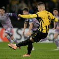 Jović strelac u remiju AEK-a i Šamroka, Majnc posle preokreta pobedio Fjorentinu