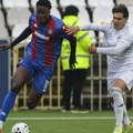 UŽIVO: Sjajni Čarapić čuva Čukarički od Partizana