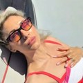 Voditeljka RTS-a u bikiniju, pozirala na jahti: Od prizora staje dah, u ovakvom izdanju je retko viđamo
