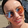 "Ne znate ništa o životu ako je ovo nepoštovanje mrtvih" Sloboda Mićalović i Ana Franić se snimale na groblju, pa se oglasile…
