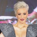 "Dobila sam udarac, a nisam smela da kažem roditeljima!" Dušica Jakovljević otkrila jezivu tajnu iz detinjstva