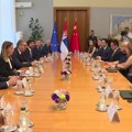 Vučić: U roku od šest meseci napravićemo jednu od najvećih fabrika dronova u Evropi