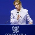 Italijanski vrtlog: Meloni u Bariju slavi rekord vlade, opozicija najavila kontramiting