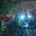 Nišlije dočekale studente-bicikliste: Pristalice SNS se pojavili na mestu dočeka