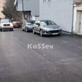 Hoće da zatvore još jedan srpski objekat: Kosovska policija upala u Poresku upravu prihoda u Severnoj Mitrovici (video)