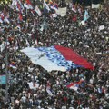 Pet najboljih prizora sa velikog protesta na Slaviji: Scene od kojih vlast drhti FOTO