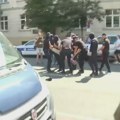 (VIDEO) Privođenje u Zemunu, policija nosila mladića do marice
