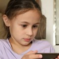 "Roditelji, ako vidite ovu ikonicu na telefonu svog deteta: - proverite ga" Jurić o rizicima na internetu: "Predatori nisu…