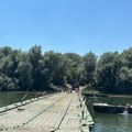 FOTO: Postavljen pontonski most preko Velike Morave