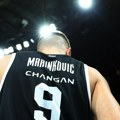 Partizan upisao pobedu u Australiji – Vanja pogodio trojku „iz Beograda“ /video/