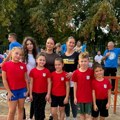 Mladi atletičari Sirmiuma osvojili 10 medalja za vikend: Vuk Strika dvostruki šampion, uspešni i na Memorijalu „General Đukić“…