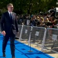 Vučić na Samitu Evropske političke zajednice: Očekujem teške razgovore, Srbija opredeljena za mir