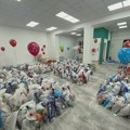 Zrenjaninska biblioteka organizuje humanitarnu akciju prikupljanja paketića za decu iz materijalno ugroženih porodica…