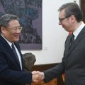 Vučić se sastao sa kineskim ministrom trgovine: "Razgovarali smo o projektima koji će ubrzati rast Srbije"