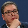 Vučić primljen na VMA, sačekao ga Lončar