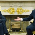 Merc: "Amerika je u snažnoj poziciji da zaustavi Putina", Tramp: "Pustimo ih da se bore još malo"