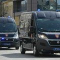 Ухапшен држављанин Словеније који је „мерцедесом“ пробио блокаду и ударио жену