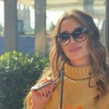 Žena proslavljenog fudbalera uzgaja voće i povrće Sve radi sama, ima ogromnu baštu, a sad pokazala dvorište puno lubenica…
