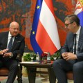 Austrijski kancelar šokiran Vučićevom reakcijom posle pitanja novinara: Rekao sam mu da to mora da istrpi, to je sloboda medija…