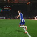 Jeziv incident: Bivšu zvezdu Premijer lige opljačkali razbojnici, pretili njemu i ženi nožem