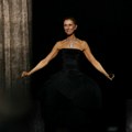 Selin Dion pala na sceni pred hiljadama ljudi: Njena reakcija hit na mrežama VIDEO