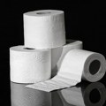 Zašto bi toalet-papir trebalo staviti u ormar? Koristan trik koji morate znati