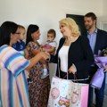 Ministarka posetila porodicu koja je dobila sredstva za kupovinu stana