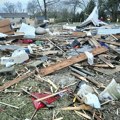 Tornado nosio sve pred sobom u sedam američkih država: U Ohaju poginule najmanje tri osobe, 22 kuće potpuno uništene