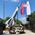 Počast vojnicima stradalim u Nato agresiji: Kod Smedereva obeleženo 25 godina od pogibije Blagoja Radića i Roberta Lajčaka…