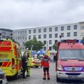Napad nožem na desničarskom skupu u Nemačkoj: Muškarac ranio nekoliko ljudi u Manhajmu, policija pucala na napadača