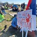 Počinje veliki protest u Nišu, građani iznose doručak za studente (UŽIVO)