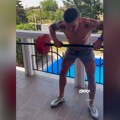 Mirko Šijan sav u mišićima: Trenira na terasi luksuzne vile od 700.000 evra, Bojana ga snimala pa pokazala i glamurozno…