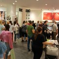 Најаве велико сезонско снижење од 70%, а када одете у радњу, роба снижена свега 20 одсто: Како да не наседнете на трикове…