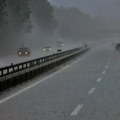 Vozači, ako vas zadesi nevreme na putu - polako do prvog parkinga ili odmorišta