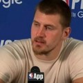 Nesvakidašnji dar: Nikola Jokić dobio konjsku glavu na poklon