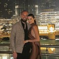 Golman Rajković iznenadio Anu, luskuzni poklon sakrio u buketu ruža: Ona se rasplakala