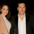 Kum Aco Pejović uveliko slavi! Oglasio se nakon Prijinog porođaja: "Kao otac ćerki znam da ih čeka..."